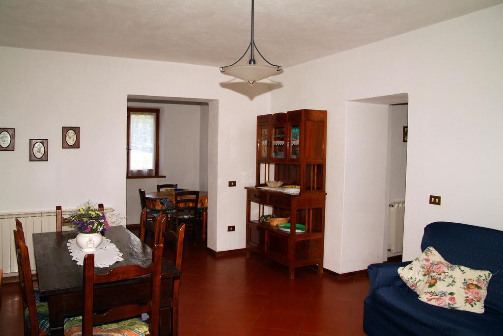 Agriturismo Tramonti Castiglione di Garfagnana Værelse billede